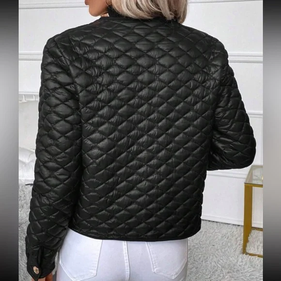 Cozy  black button up quilt jacket - Picture 3 of 5